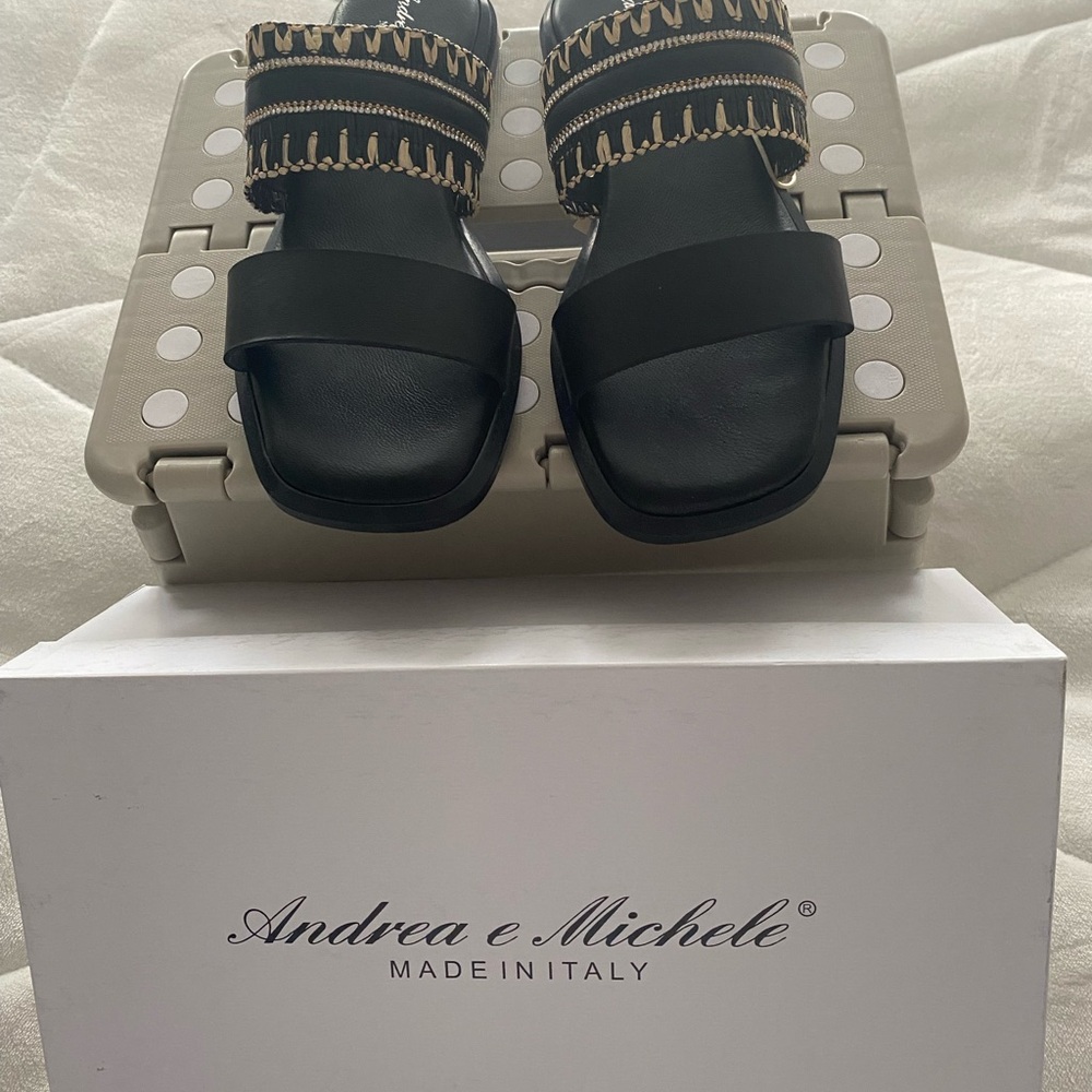 Andrea e Michele Black Sandals